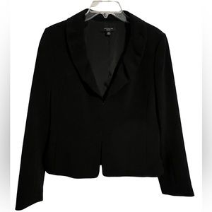 Ann Taylor black blazer